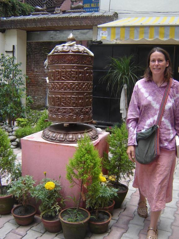 Hotel Himalaya Yoga Katmandu Dış mekan fotoğraf