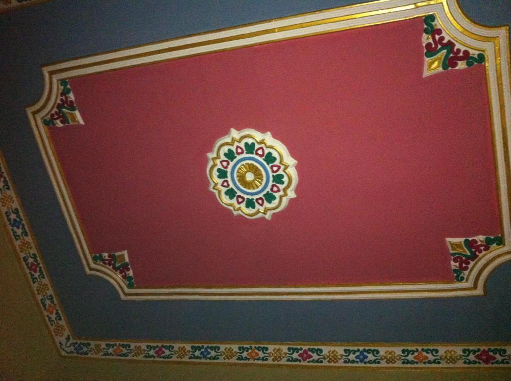 Hotel Himalaya Yoga Katmandu Oda fotoğraf