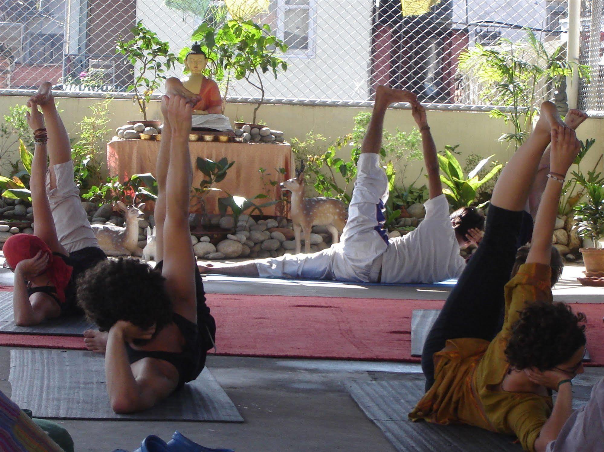 Hotel Himalaya Yoga Katmandu Dış mekan fotoğraf