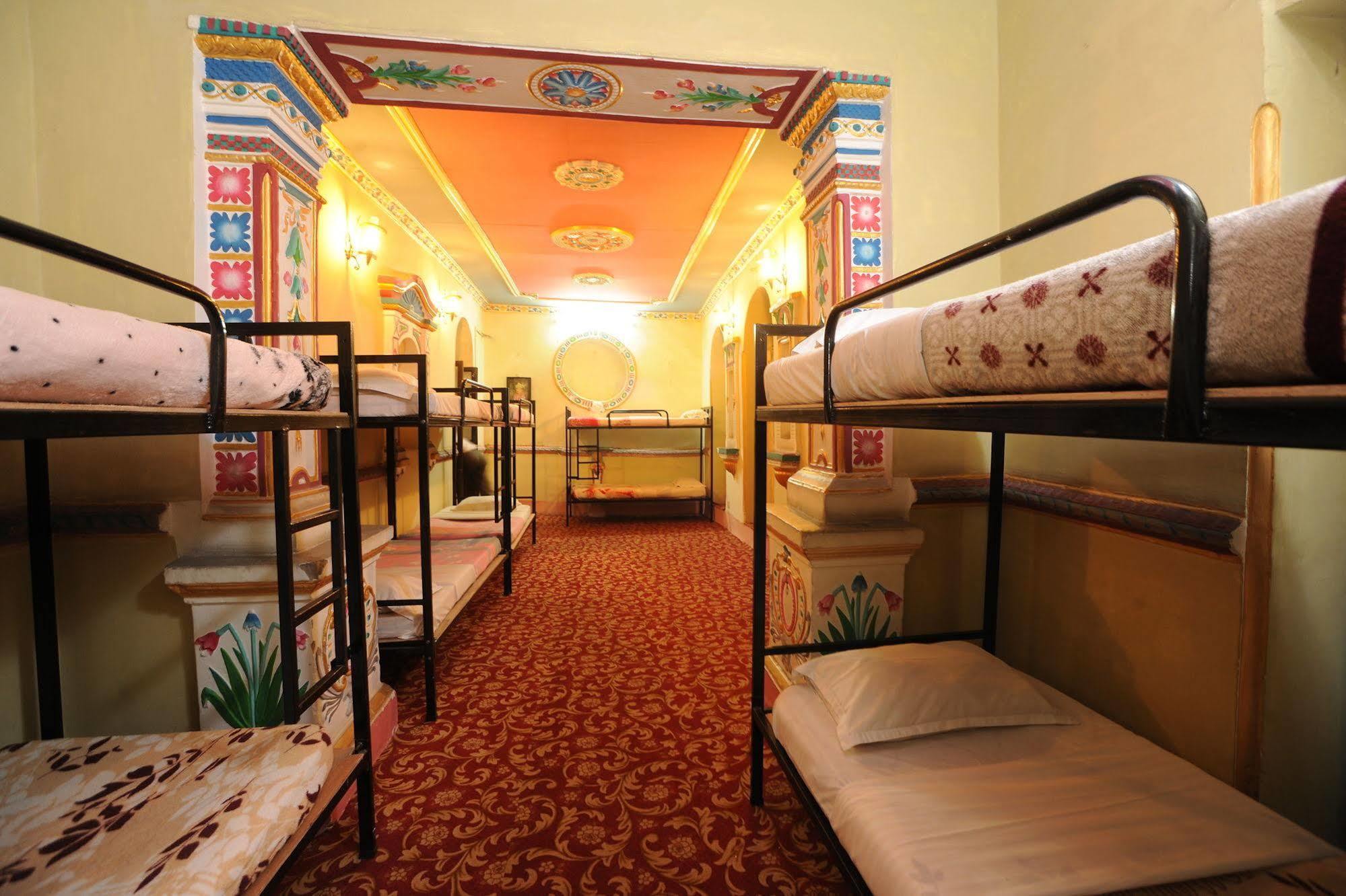 Hotel Himalaya Yoga Katmandu Dış mekan fotoğraf